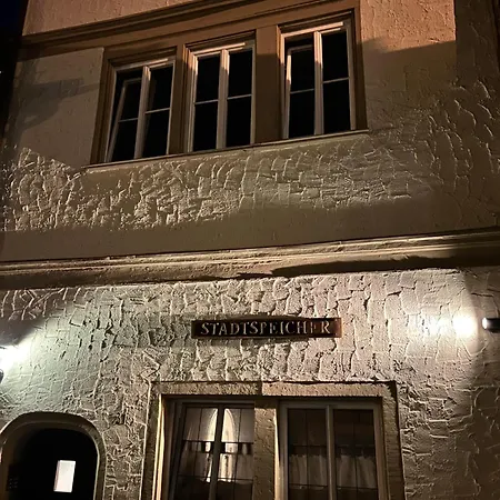 #stadtspeicher - Blauer Stern Mitten In Der Altstadt