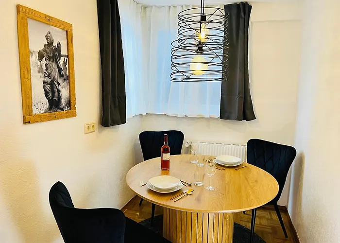 #stadtspeicher - Blauer Stern Mitten In Der Altstadt Rothenburg ob der Tauber